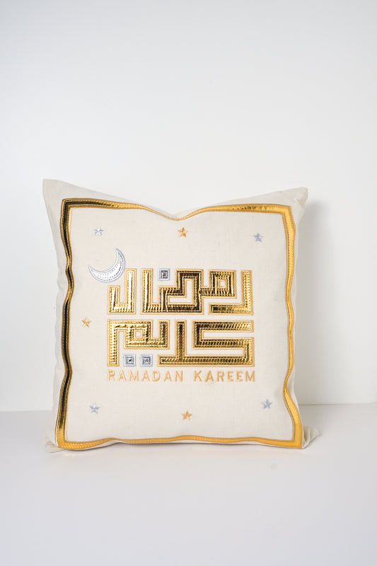 Cushion Gold Ramadan Kareem