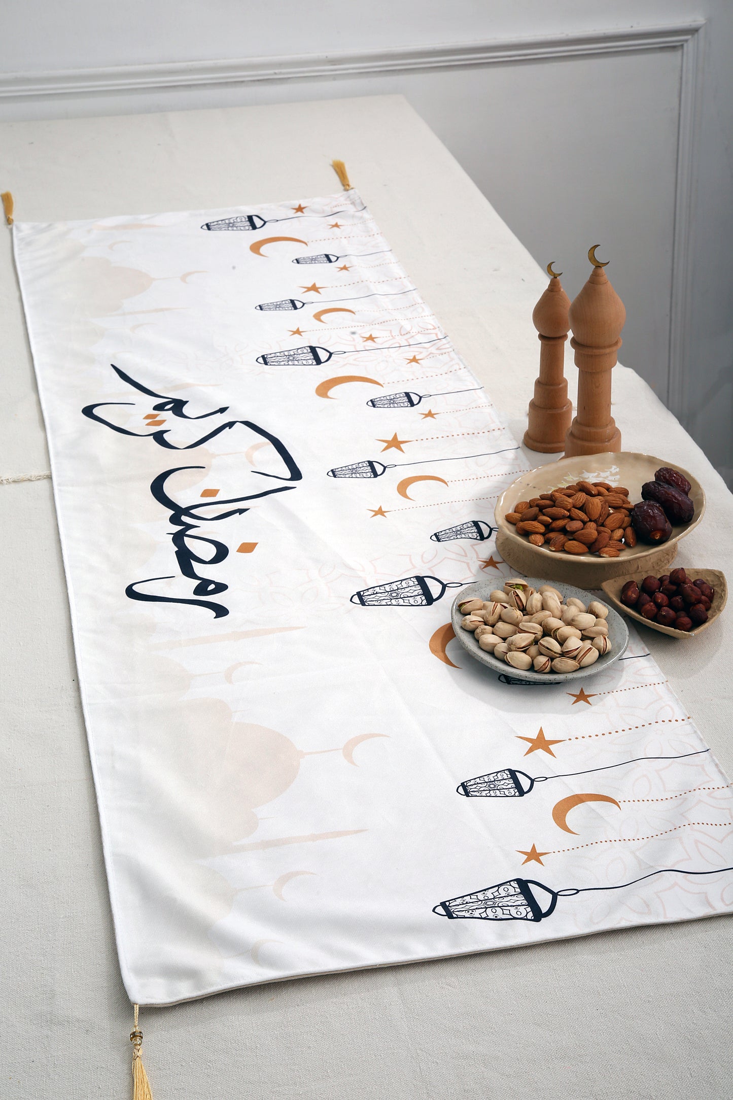 Ramadan Kareem Simple Printing Velvet Table Runner with 2 Cushions Cover