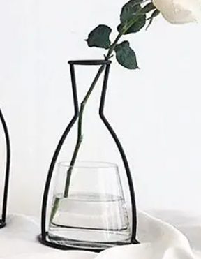 Single Silouette Profile Tabletop Decorative Metal Vase